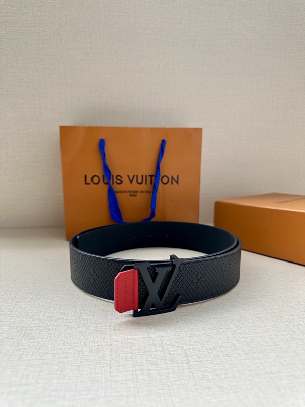 激安ルイヴィトンベルト内部構造